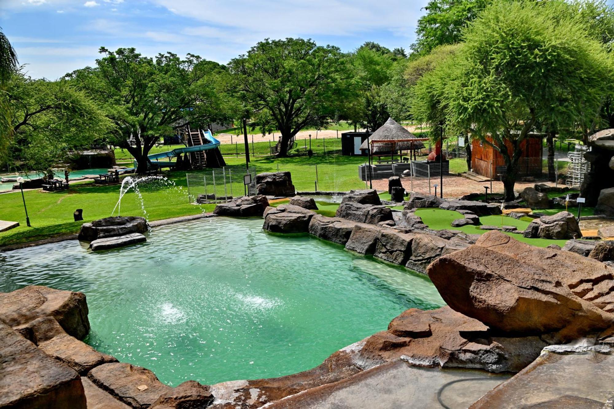 Seasons Golf, Leisure, Spa Hartbeespoort Buitenkant foto